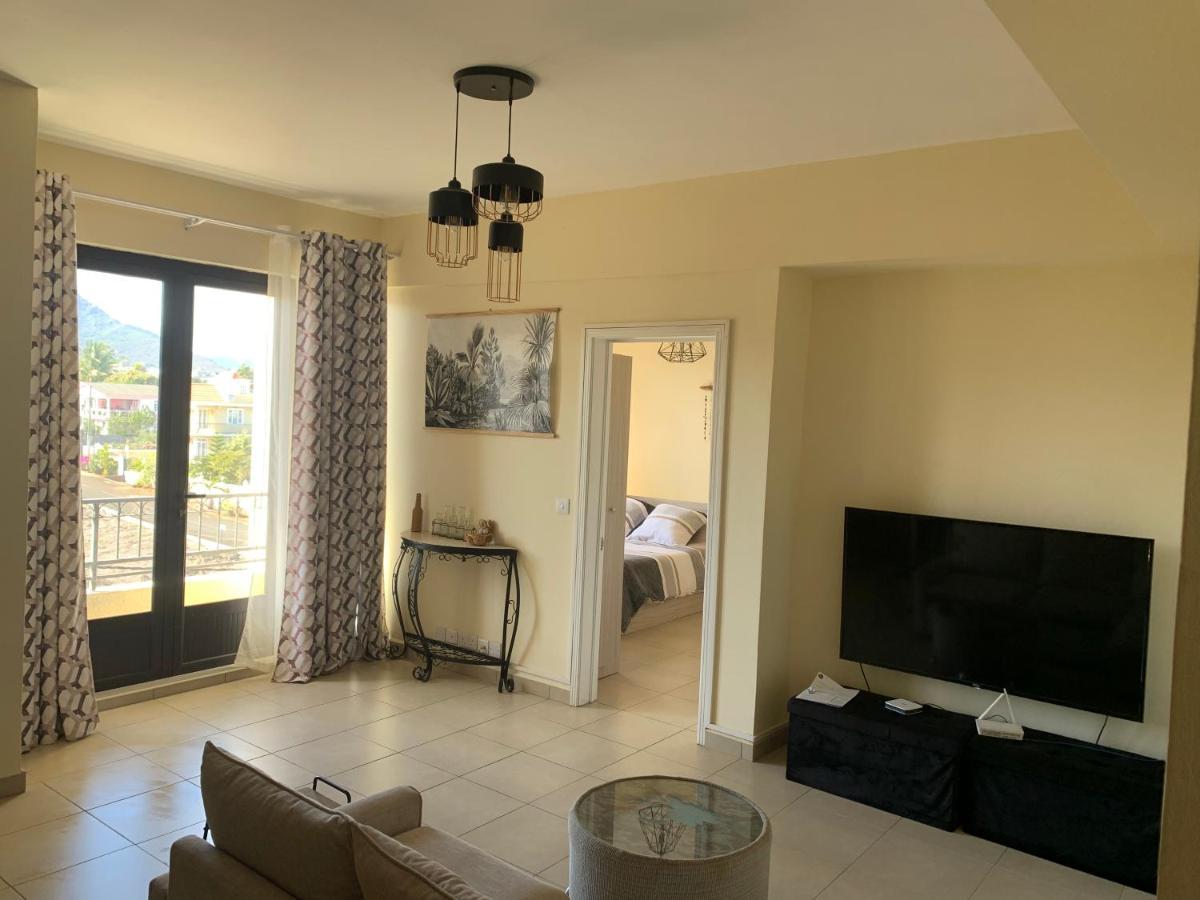 Modern Apartment Close To Flic En Flac Beach Zewnętrze zdjęcie